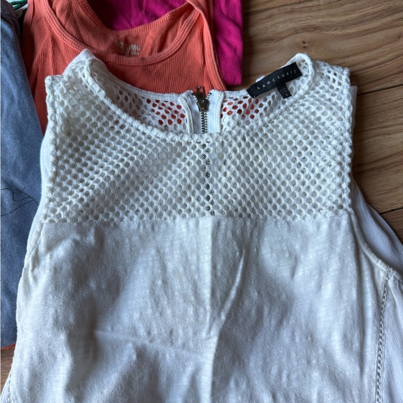 Women’s Tops and Sports Bras Lot Size Small - Picture 5 of 8